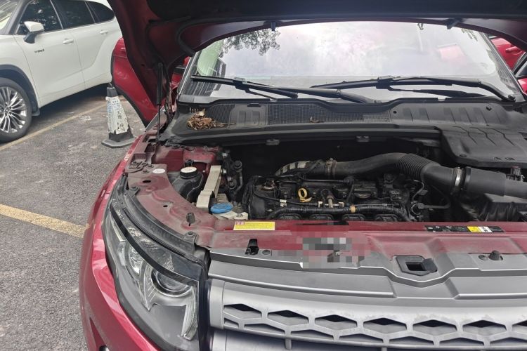 Used Land Rover Range Evoque 2014 2.0T 5-Door Luxury Edition Engine Bay Right
