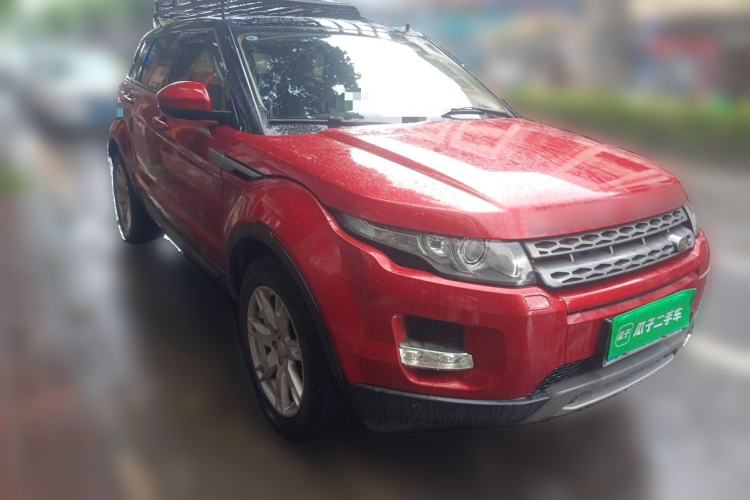 Used Land Rover Range Evoque 2014 2.0T 5-Door Luxury Edition Front Right 45 Deg