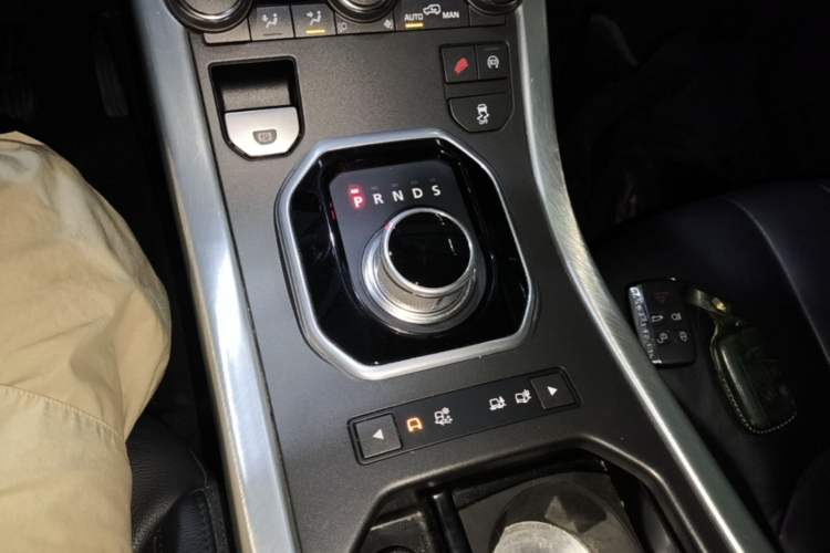 Used Land Rover Range Evoque 2014 2.0T 5-Door YAOZHEN Edition Gear Lever