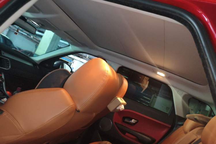 Used Land Rover Range Evoque 2014 2.0T 5-Door Ignite Edition Headliner