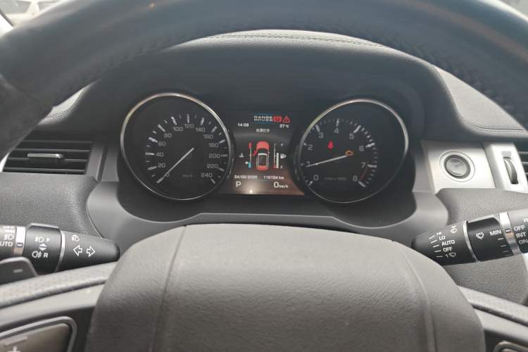 Used Land Rover Range Evoque 2014 2.0T 5-Door Christmas Limited Edition Instrument Cluster
