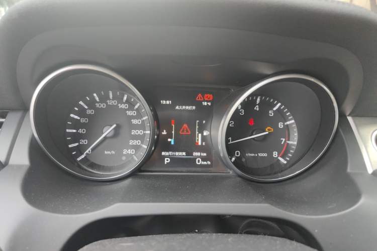 Used Land Rover Range Evoque 2014 2.0T 5-Door Luxury Edition Instrument Cluster