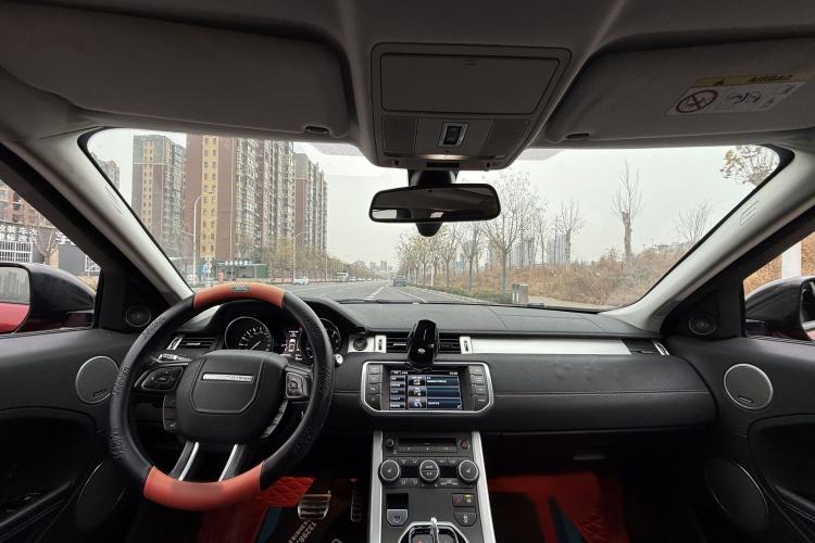 Used Land Rover Range Evoque 2014 2.0T 5-Door Ignite Edition Interior 5
