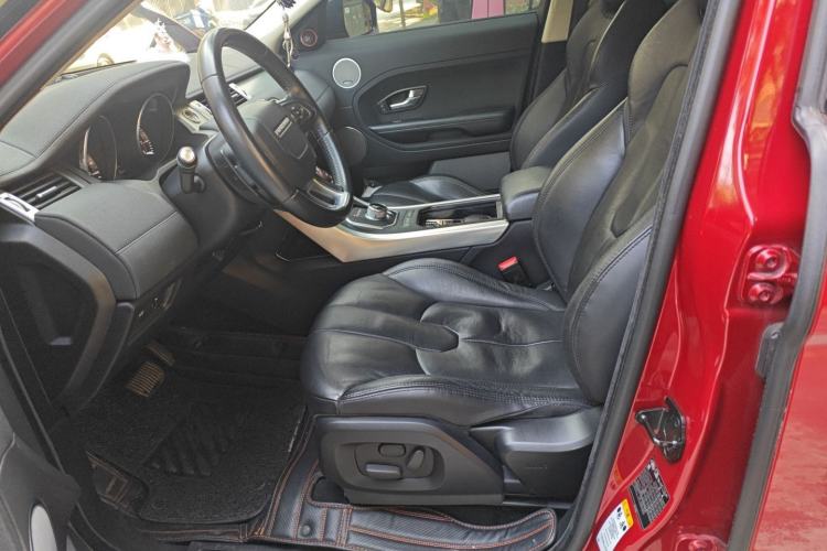 Used Land Rover Range Evoque 2014 2.0T 5-Door Luxury Edition Left Front Seat