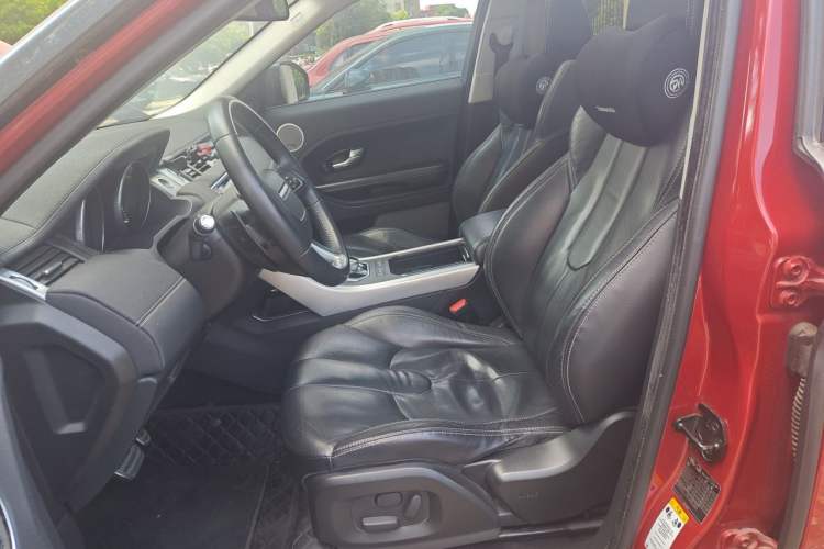 Used Land Rover Range Evoque 2014 2.0T 5-Door Ignite Edition Left Front Seat