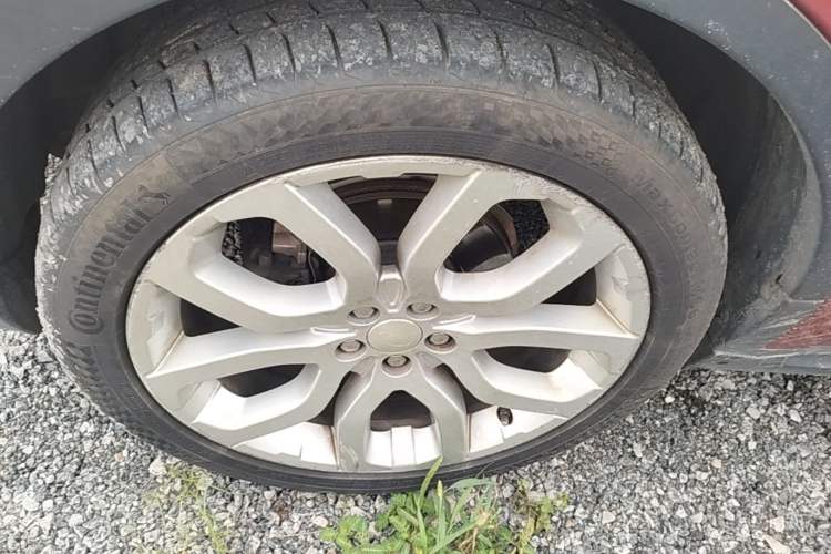 Used Land Rover Range Evoque 2014 2.0T 5-Door Ignite Edition Left Front Wheel Hub
