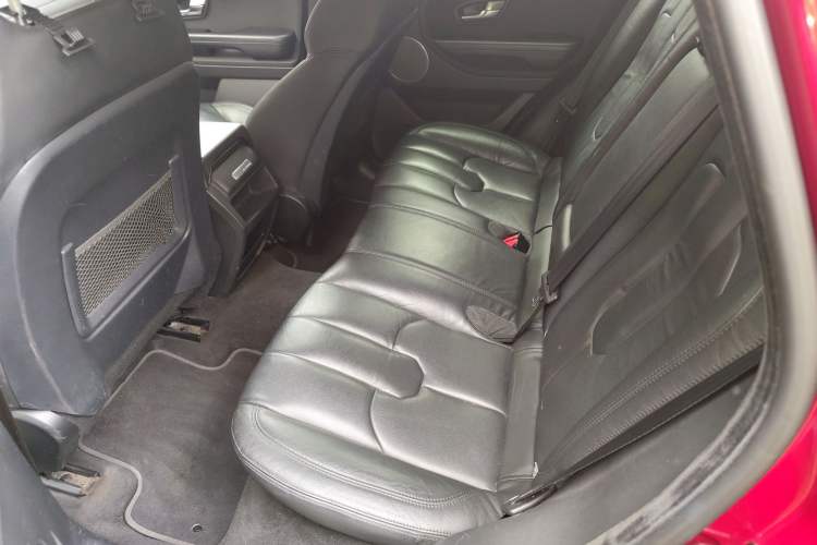 Used Land Rover Range Evoque 2014 2.0T 5-Door Luxury Edition Left Rear Seat