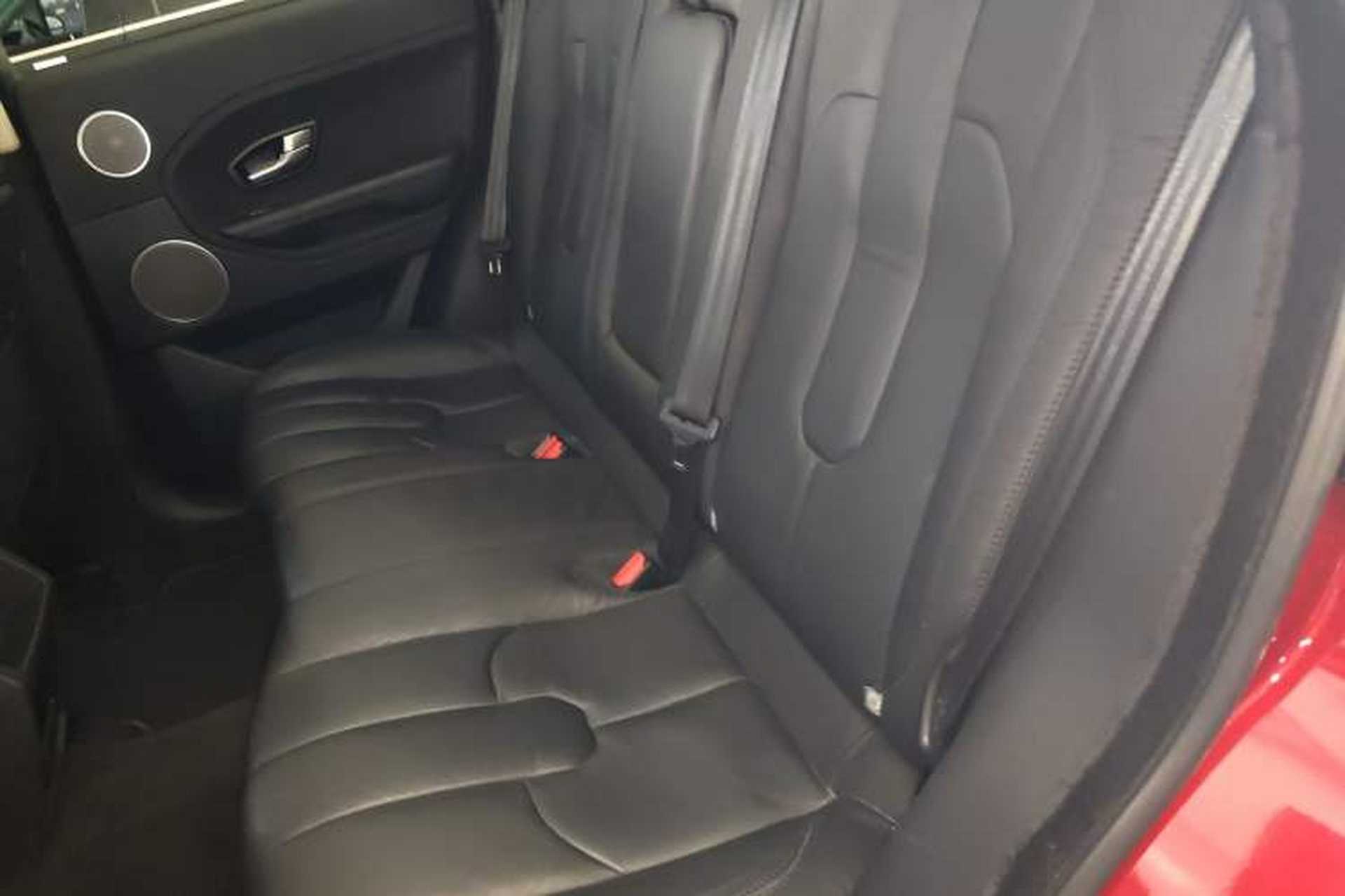 Used Land Rover Range Evoque 2014 2.0T 5-Door Luxury Edition Left Rear Seat
