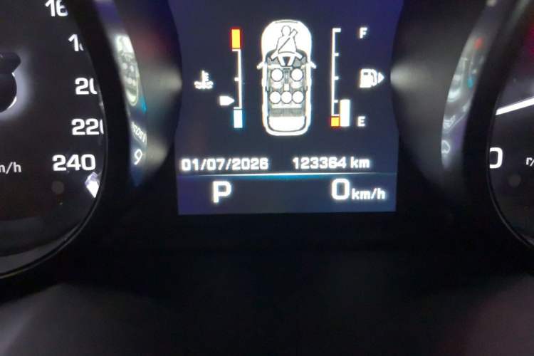 Used Land Rover Range Evoque 2014 2.0T 5-Door Ignite Edition Odometer Close Up