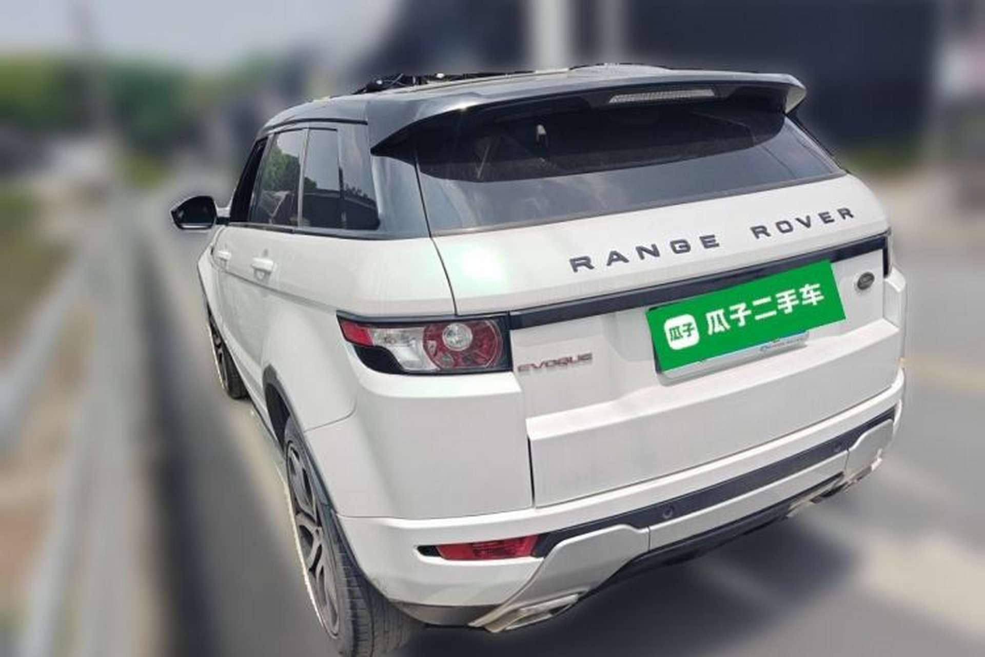 Used Land Rover Range Evoque 2014 2.0T 5-Door Ignite Edition Rear Left 45 Deg