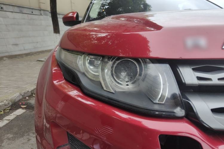Used Land Rover Range Evoque 2014 2.0T 5-Door Luxury Edition Right Front Headlight