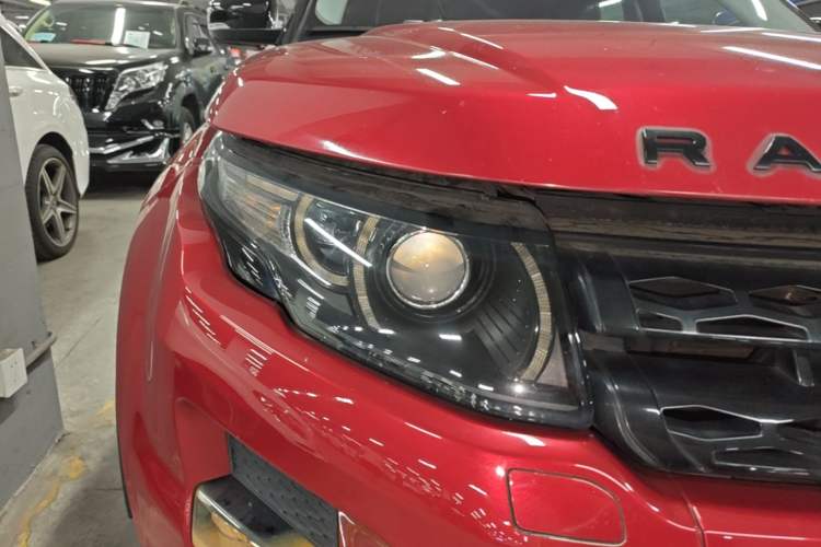 Used Land Rover Range Evoque 2014 2.0T 5-Door Christmas Limited Edition Right Front Headlight