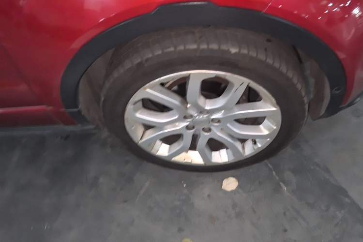 Used Land Rover Range Evoque 2014 2.0T 5-Door Ignite Edition Right Front Wheel Hub