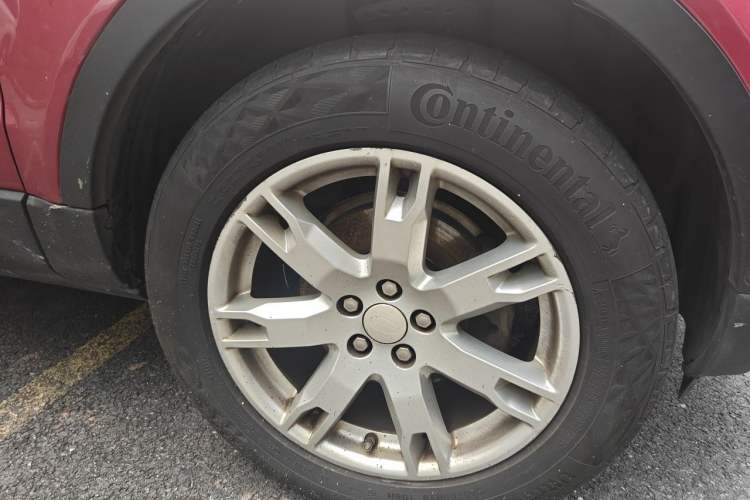 Used Land Rover Range Evoque 2014 2.0T 5-Door Luxury Edition Right Front Wheel Hub