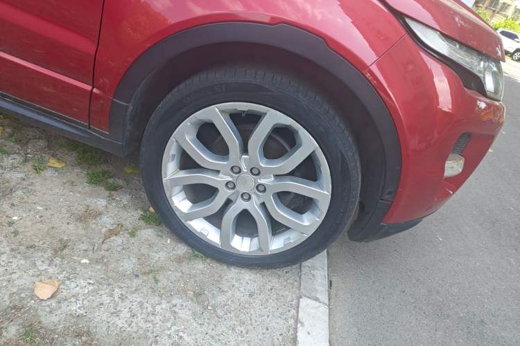 Used Land Rover Range Evoque 2014 2.0T 5-Door Ignite Edition Right Front Wheel Hub