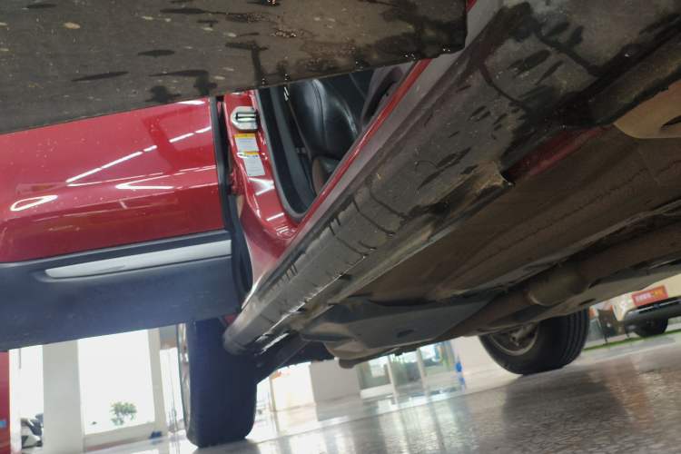 Used Land Rover Range Evoque 2014 2.0T 5-Door YAOZHEN Edition Right Side Sill