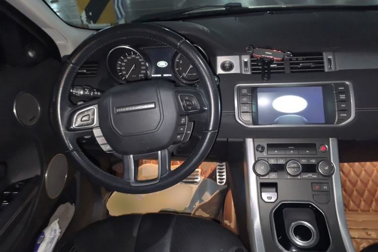 Used Land Rover Range Evoque 2014 2.0T 5-Door Ignite Edition Steering Wheel