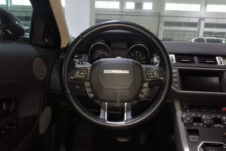 Used Land Rover Range Evoque 2014 2.0T 5-Door YAOZHEN Edition Steering Wheel