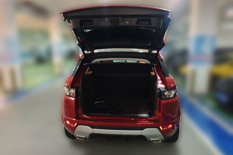 Used Land Rover Range Evoque 2014 2.0T 5-Door Ignite Edition Trunk