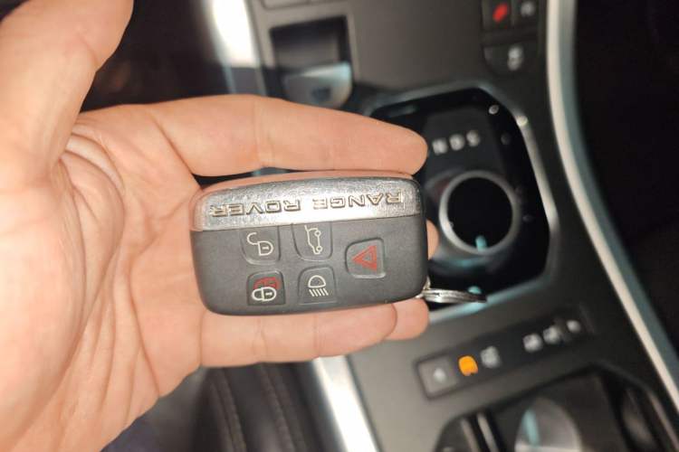 Used Land Rover Range Evoque 2014 2.0T 5-Door Ignite Edition Vehicle Key