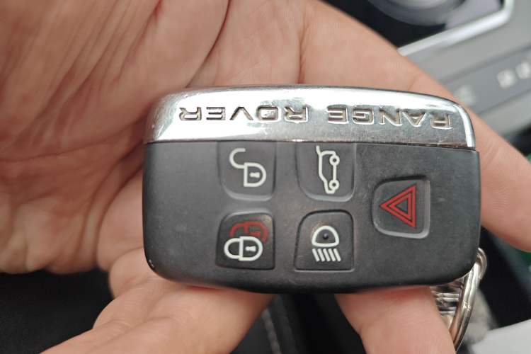 Used Land Rover Range Evoque 2014 2.0T 5-Door Christmas Limited Edition Vehicle Key