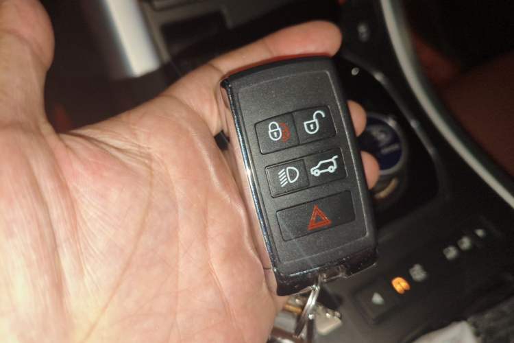 Used Land Rover Range Evoque 2014 2.0T 5-Door Ignite Edition Vehicle Key