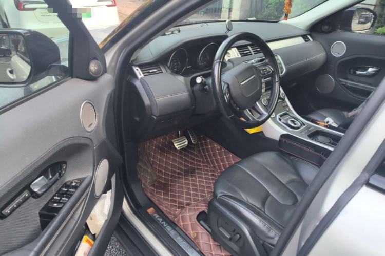 Used Land Rover Range Evoque 2014 2.0T 5-Door Ignite Edition Driver Seat