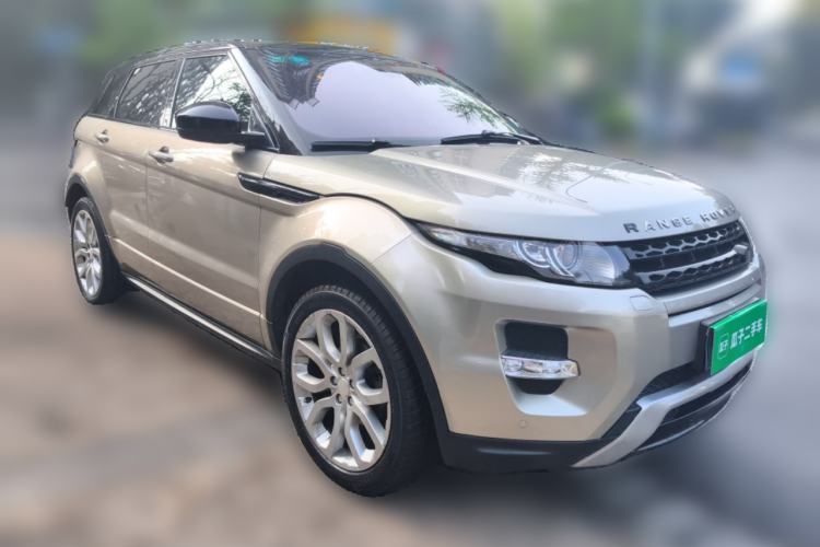 Used Land Rover Range Evoque 2014 2.0T 5-Door Ignite Edition Front Right 45 Deg