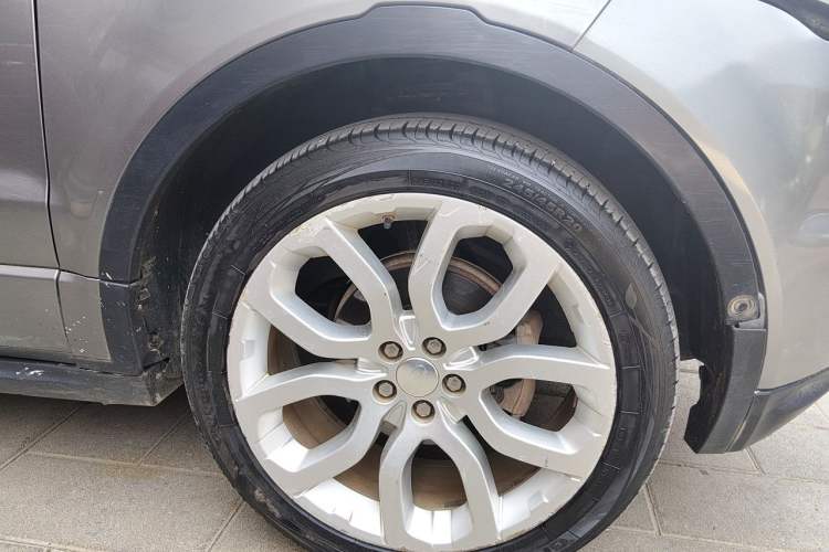 Used Land Rover Range Evoque 2014 2.0T 5-Door Ignite Edition Right Front Wheel Hub