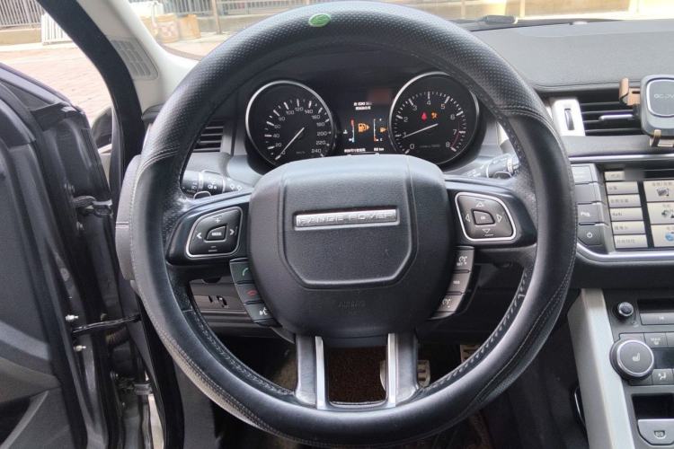 Used Land Rover Range Evoque 2014 2.0T 5-Door Ignite Edition Steering Wheel