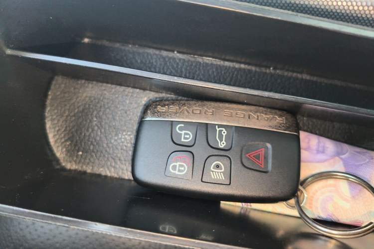 Used Land Rover Range Evoque 2014 2.0T 5-Door Ignite Edition Vehicle Key