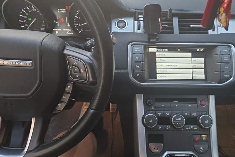 Used Land Rover Range Evoque 2014 2.0T 5-Door Ignite Edition Audio And AC Panel