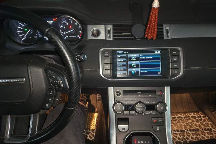 Used Land Rover Range Evoque 2014 2.0T 5-Door Ignite Edition Audio And AC Panel