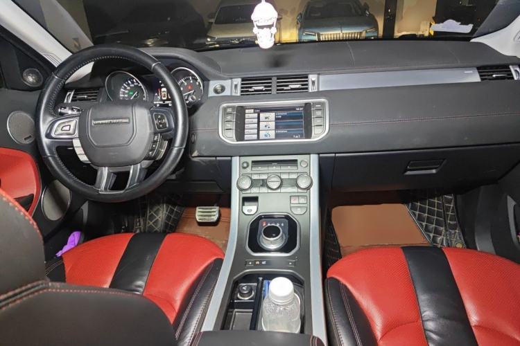 Used Land Rover Range Evoque 2014 2.0T 5-Door Ignite Edition Center Console