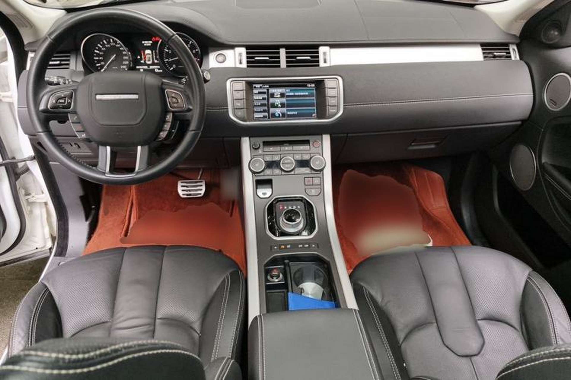 Used Land Rover Range Evoque 2014 2.0T 5-Door Ignite Edition Center Console