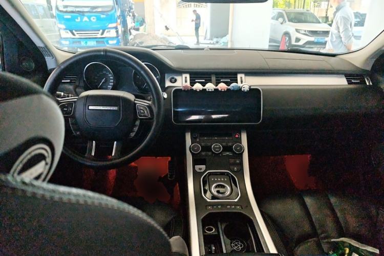 Used Land Rover Range Evoque 2014 2.0T 5-Door Ignite Edition Center Console