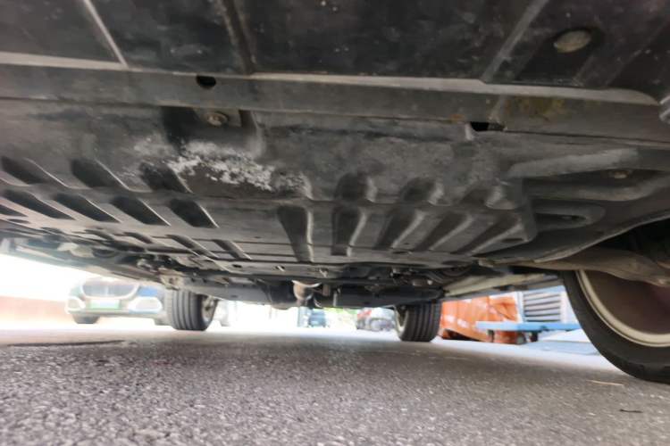 Used Land Rover Range Evoque 2014 2.0T 5-Door Ignite Edition Chassis Front