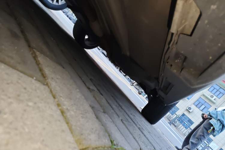 Used Land Rover Range Evoque 2014 2.0T 5-Door Ignite Edition Chassis Front Left