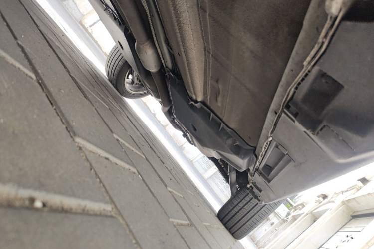 Used Land Rover Range Evoque 2014 2.0T 5-Door Luxury Edition Chassis Front Left