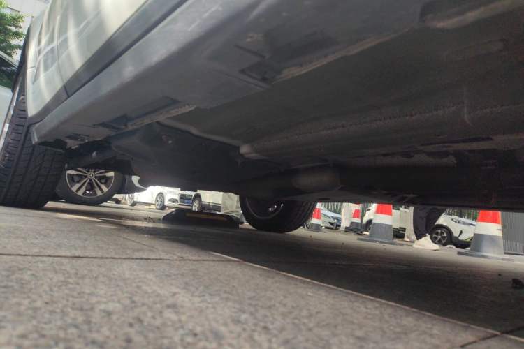 Used Land Rover Range Evoque 2014 2.0T 5-Door Ignite Edition Chassis Front Right