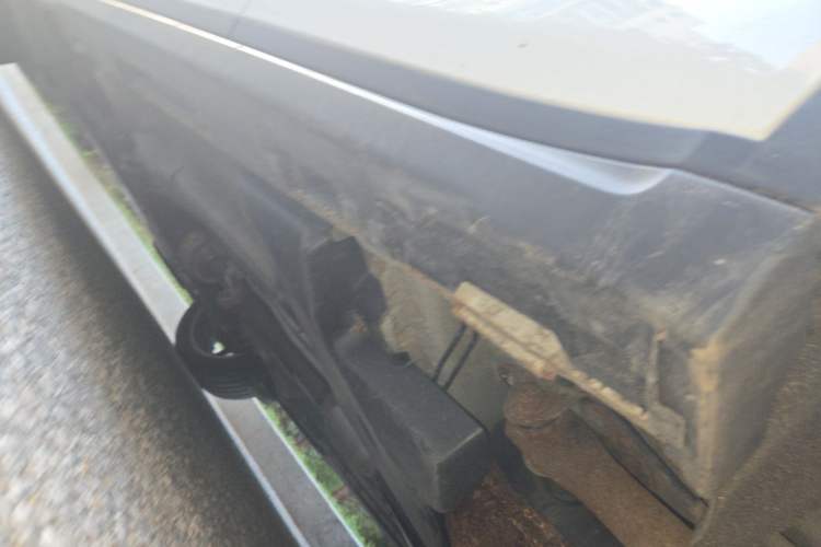 Used Land Rover Range Evoque 2014 2.0T 5-Door Ignite Edition Chassis Rear Left
