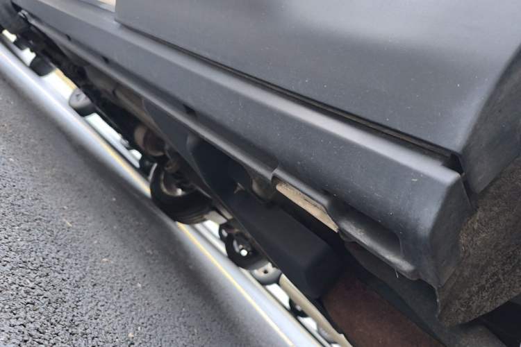 Used Land Rover Range Evoque 2014 2.0T 5-Door Luxury Edition Chassis Rear Left