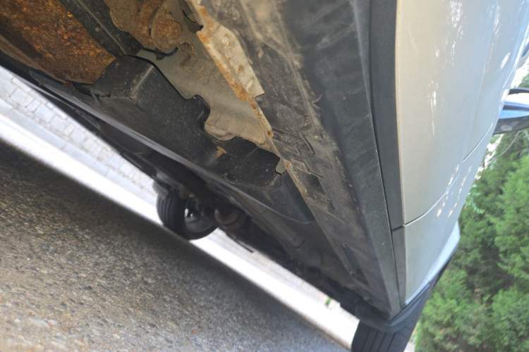 Used Land Rover Range Evoque 2014 2.0T 5-Door Ignite Edition Chassis Rear Right