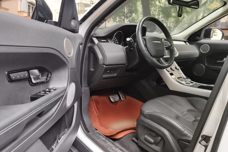 Used Land Rover Range Evoque 2014 2.0T 5-Door Ignite Edition Driver Seat