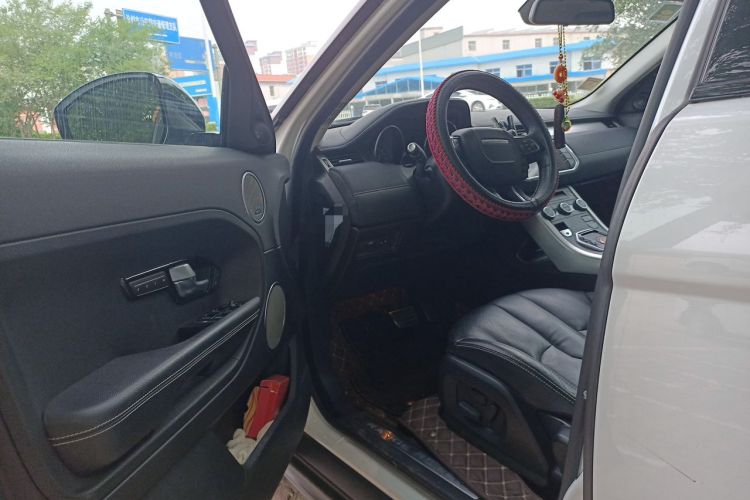 Used Land Rover Range Evoque 2014 2.0T 5-Door Ignite Edition Driver Seat