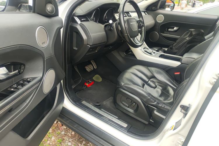 Used Land Rover Range Evoque 2014 2.0T 5-Door Ignite Edition Driver Seat