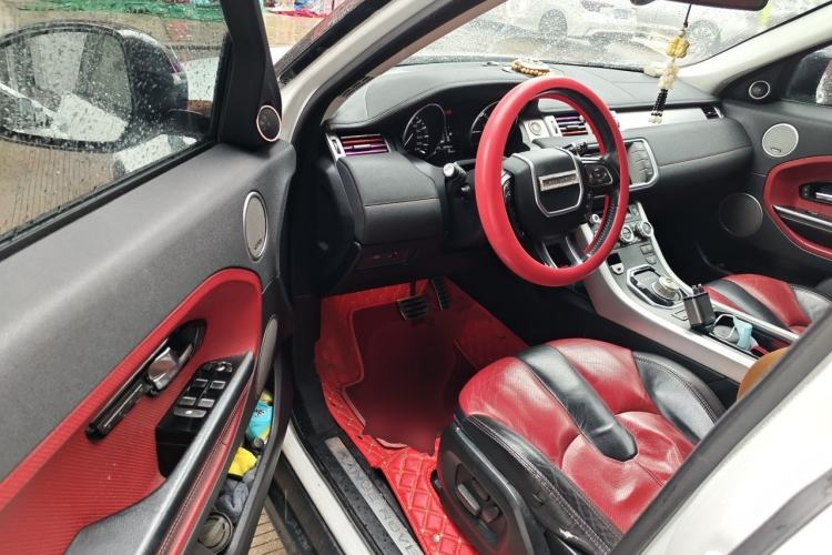 Used Land Rover Range Evoque 2014 2.0T 5-Door Ignite Edition Driver Seat