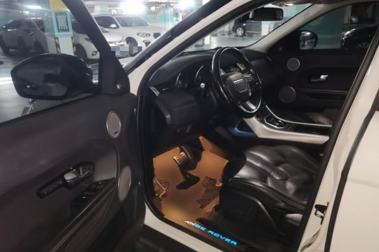 Used Land Rover Range Evoque 2014 2.0T 5-Door Ignite Edition Driver Seat