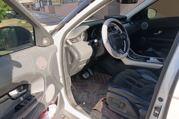 Used Land Rover Range Evoque 2014 2.0T 5-Door Ignite Edition Driver Seat