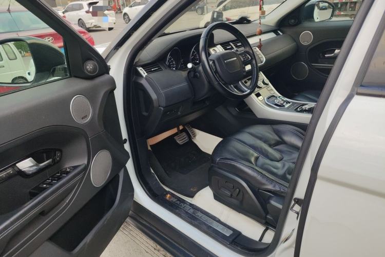 Used Land Rover Range Evoque 2014 2.0T 5-Door Ignite Edition Driver Seat